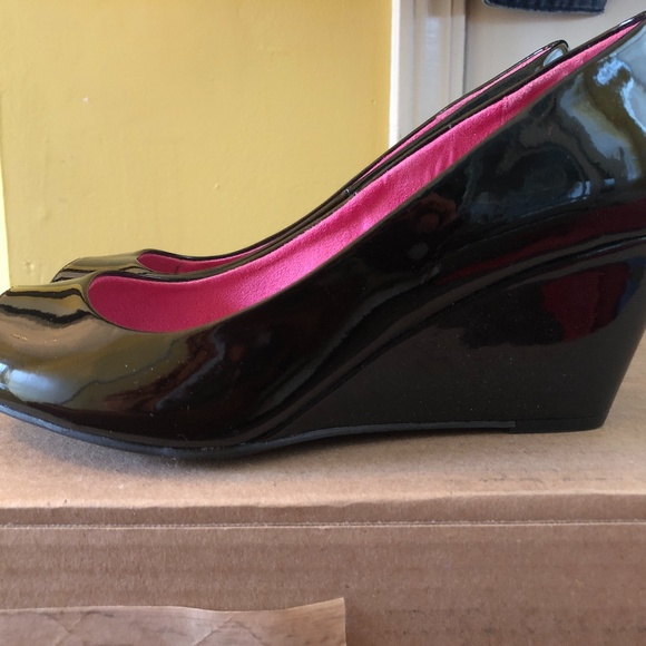 CL Laundry - Picture 4 of 5